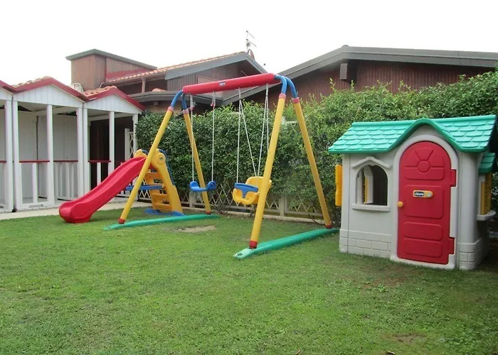 President 4* フォルテ・デイ・マルミ