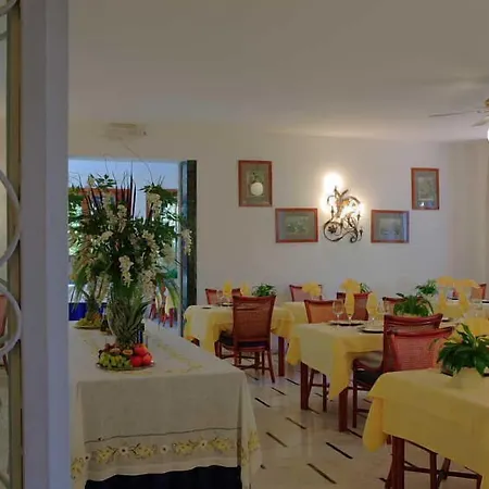 Hotel President 4*