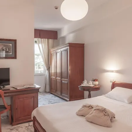 Hotel President 4*