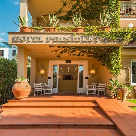Hotel President 4*