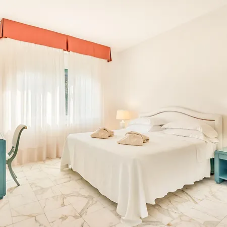 Hotel President 4*