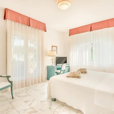 Hotel President 4*