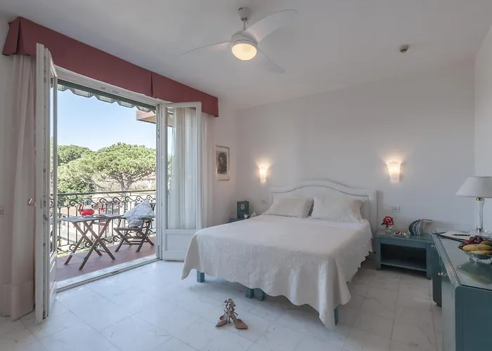 斯皮纳里酒店 马尔米堡