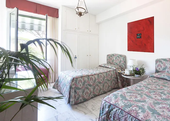 斯皮纳里酒店 马尔米堡